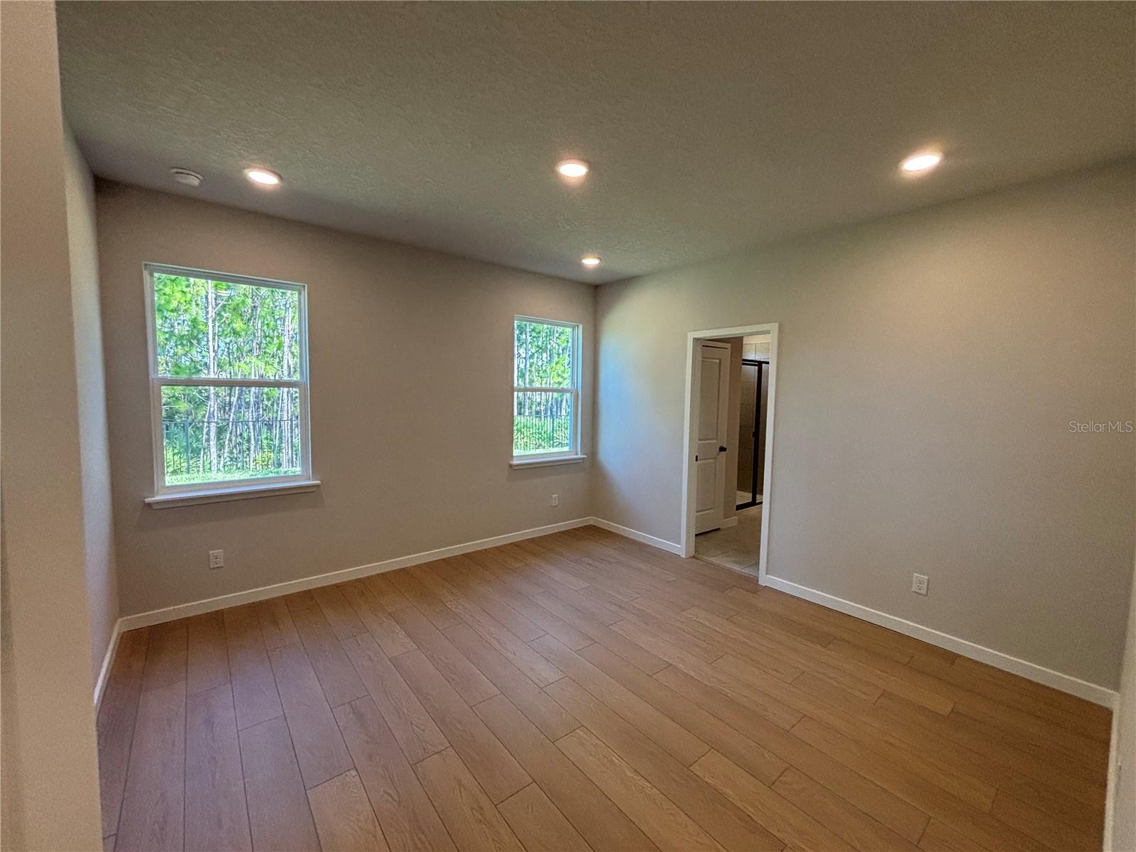 Image 21 of 24 For 44 Perseus Avenue