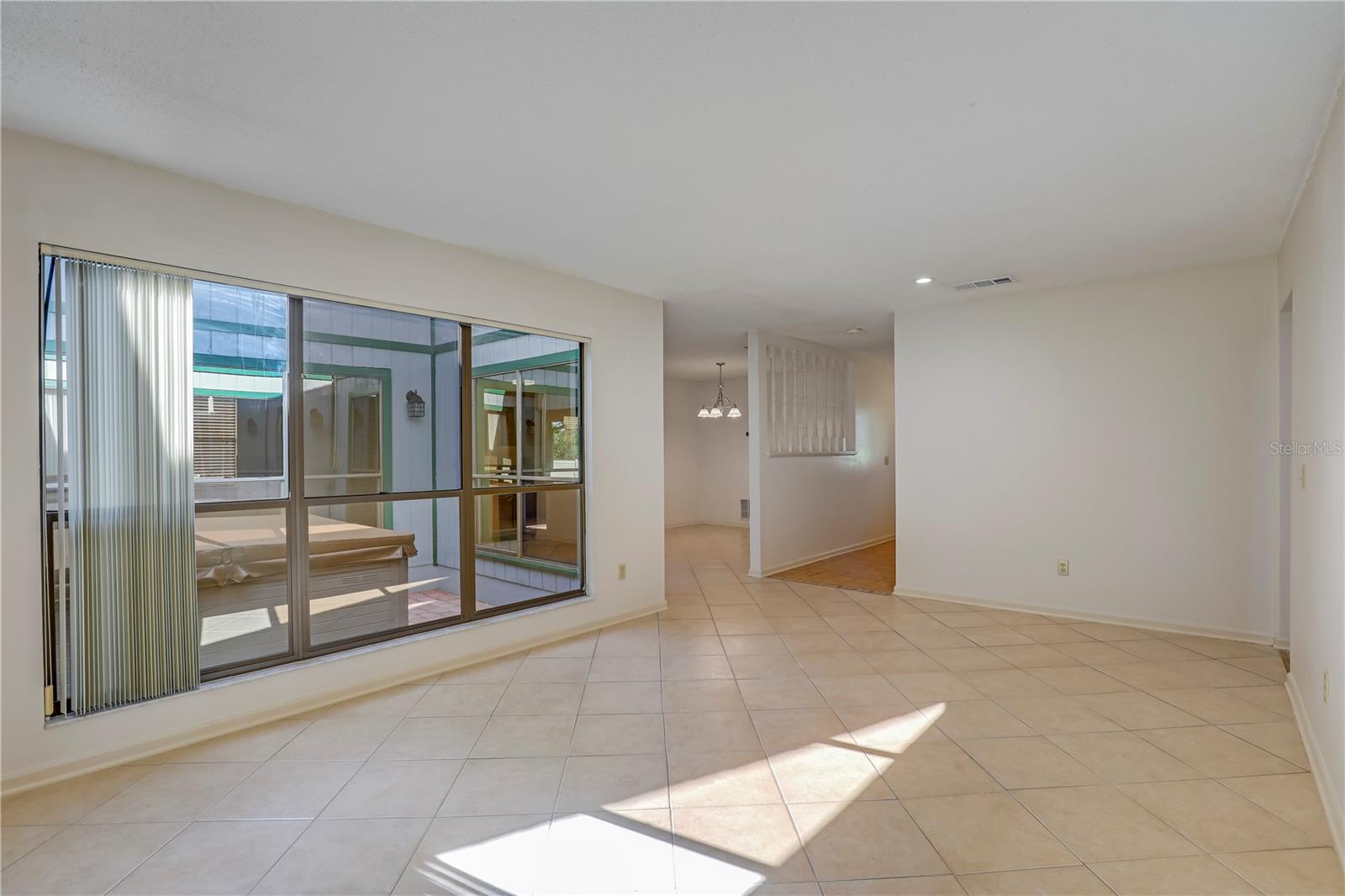 Image 11 of 47 For 2396 Stonebridge Drive