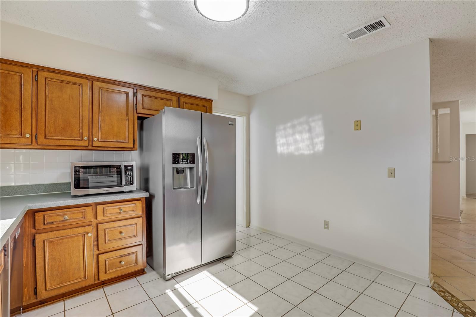 Image 16 of 47 For 2396 Stonebridge Drive
