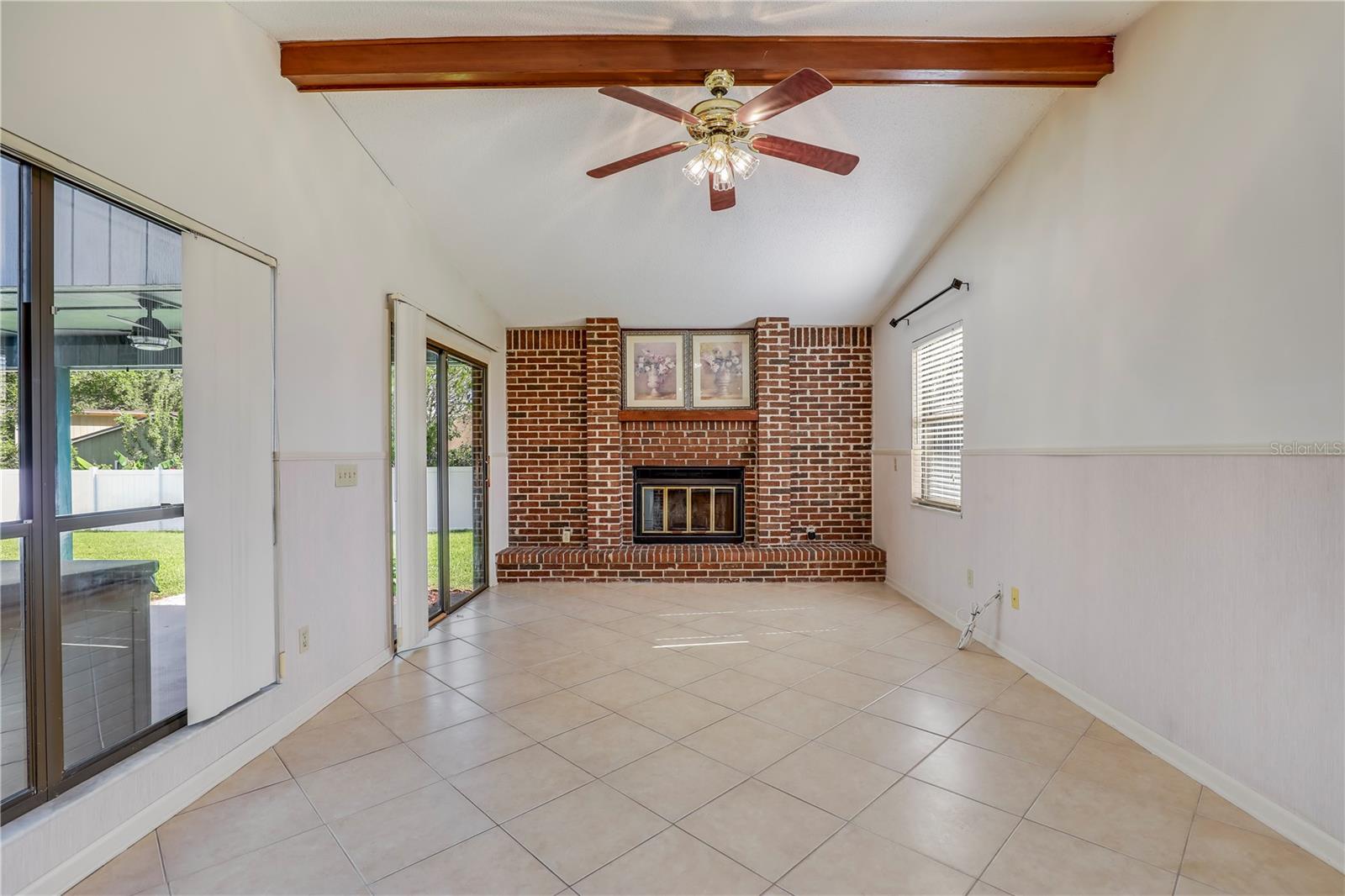 Image 18 of 47 For 2396 Stonebridge Drive