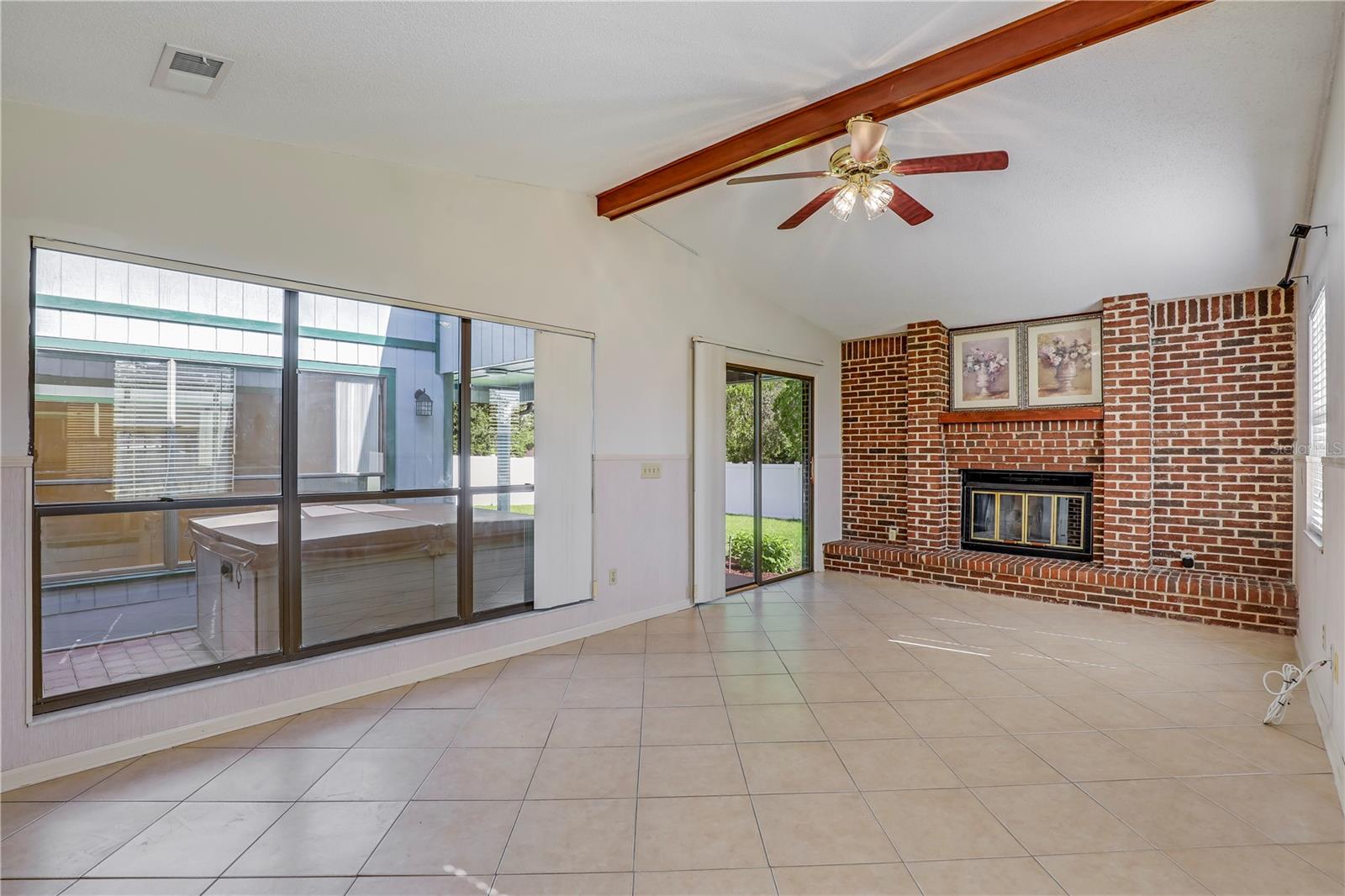 Image 19 of 47 For 2396 Stonebridge Drive
