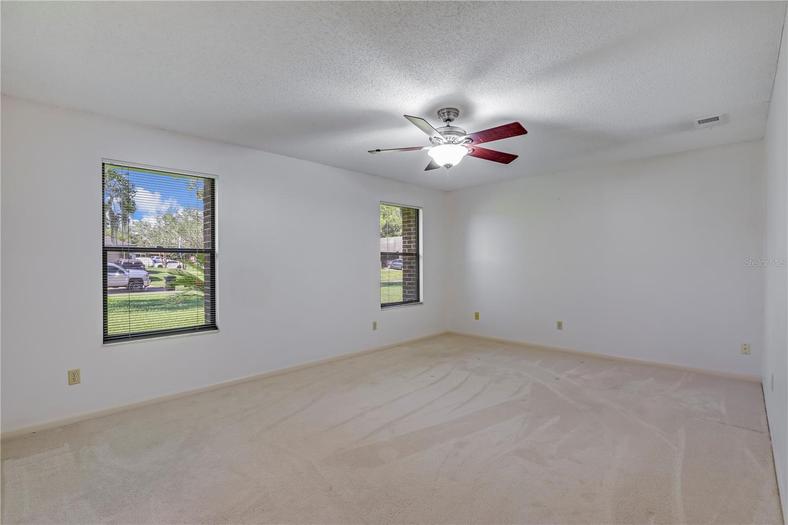 Image 23 of 47 For 2396 Stonebridge Drive
