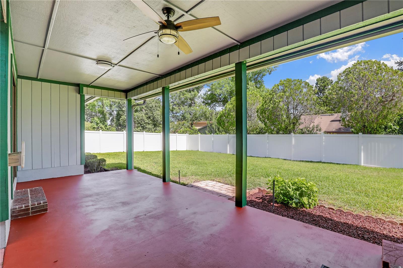 Image 37 of 47 For 2396 Stonebridge Drive