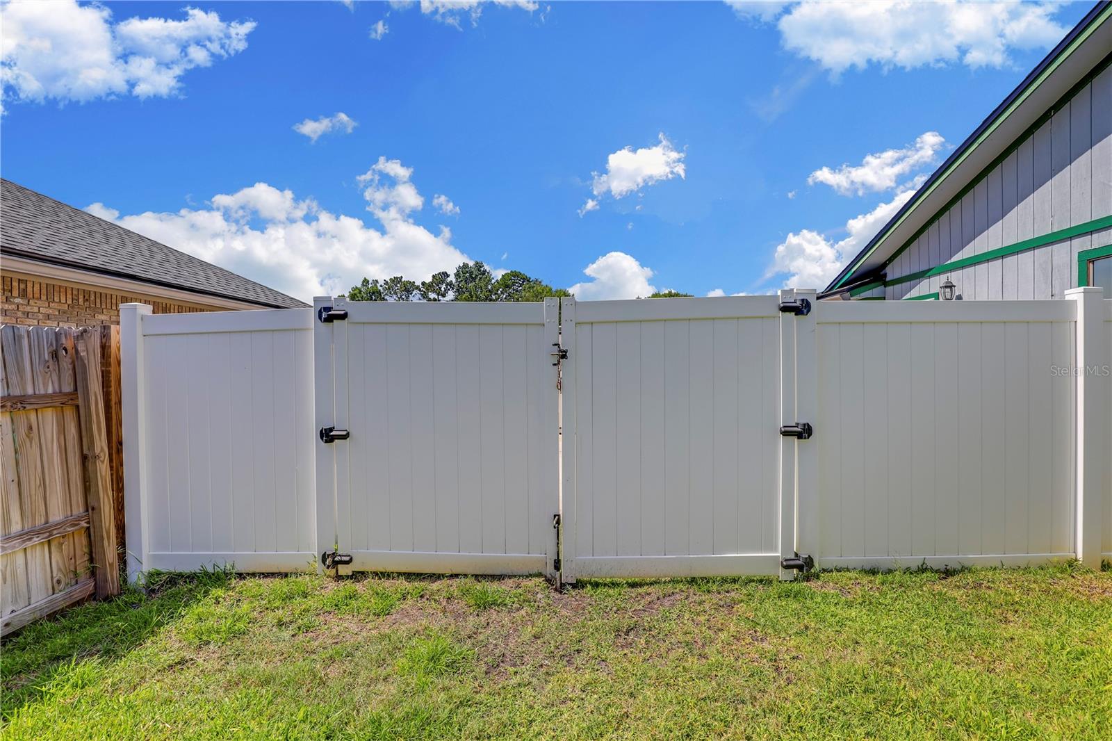 Image 44 of 47 For 2396 Stonebridge Drive