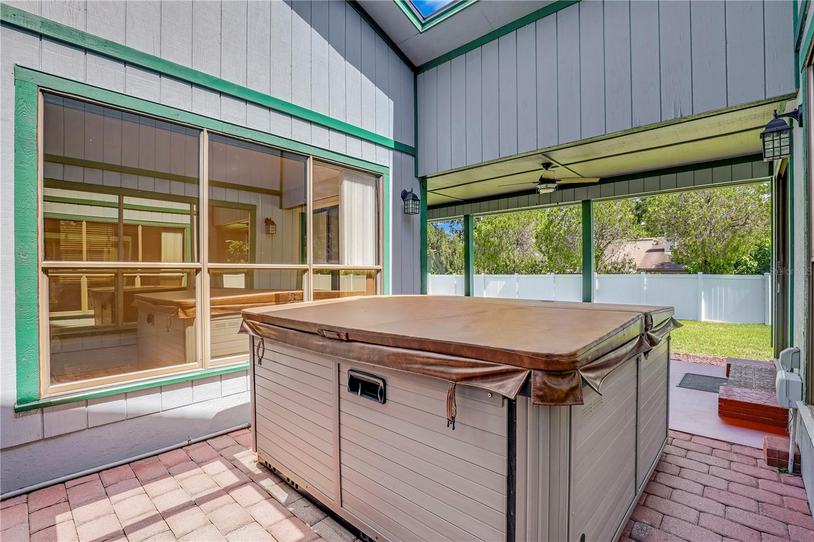 Image 7 of 47 For 2396 Stonebridge Drive