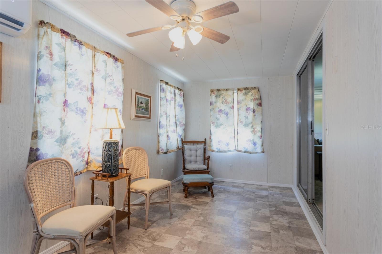 Image 19 of 39 For 2548 Sandlewood Lane