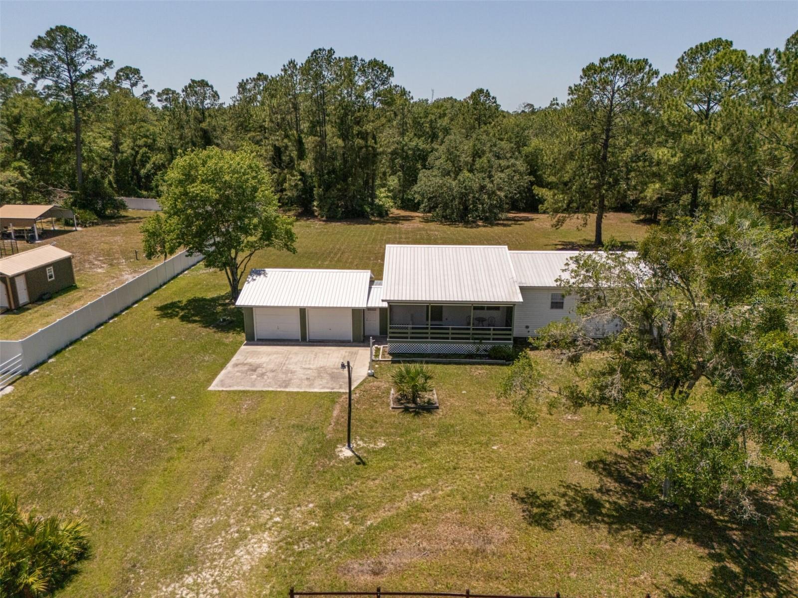 Image 22 of 39 For 2548 Sandlewood Lane