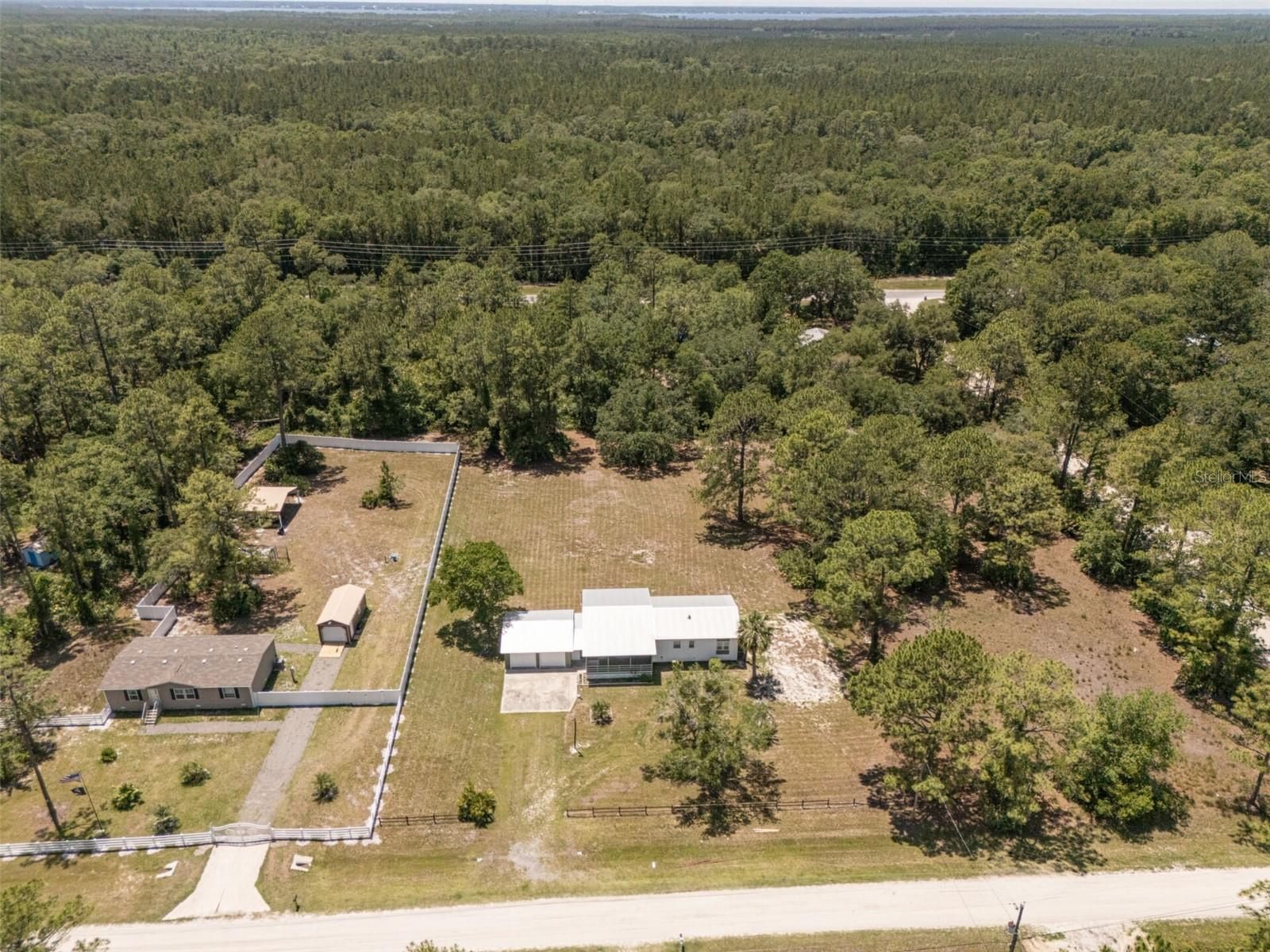 Image 30 of 39 For 2548 Sandlewood Lane
