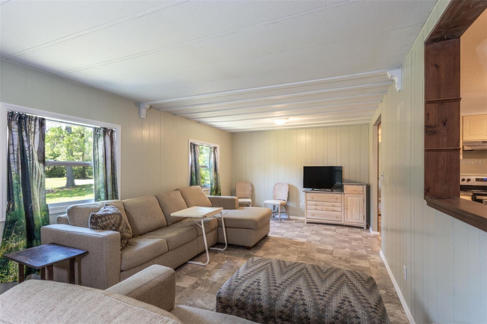 Image 9 of 39 For 2548 Sandlewood Lane