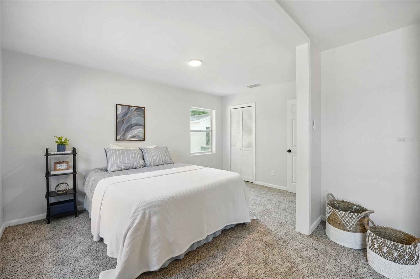 Image 10 of 24 For 5033 Lexington Avenue