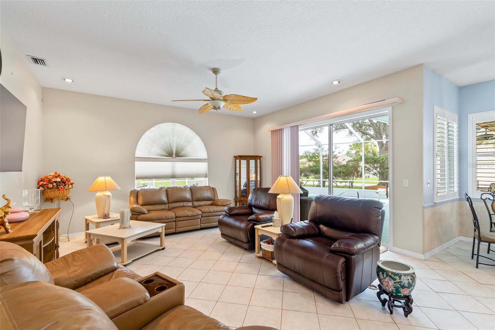 Image 41 of 81 For 2 Westridge Lane