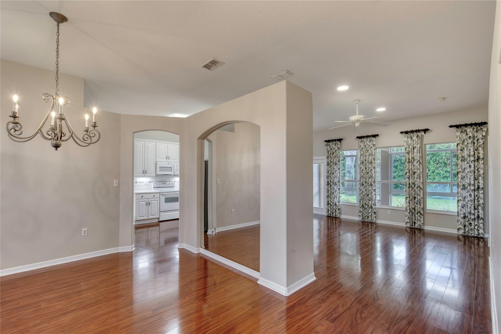 Image 19 of 43 For 24 Katrinas Drive