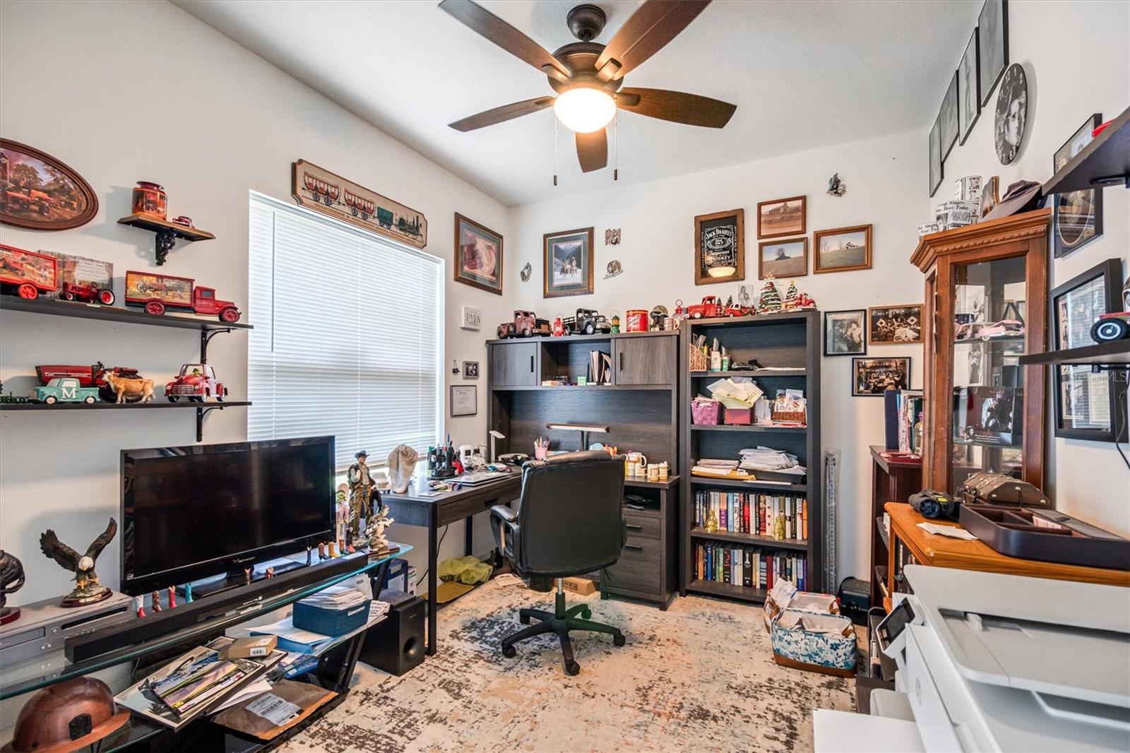 Image 6 of 24 For 5 Bud Hollow Drive