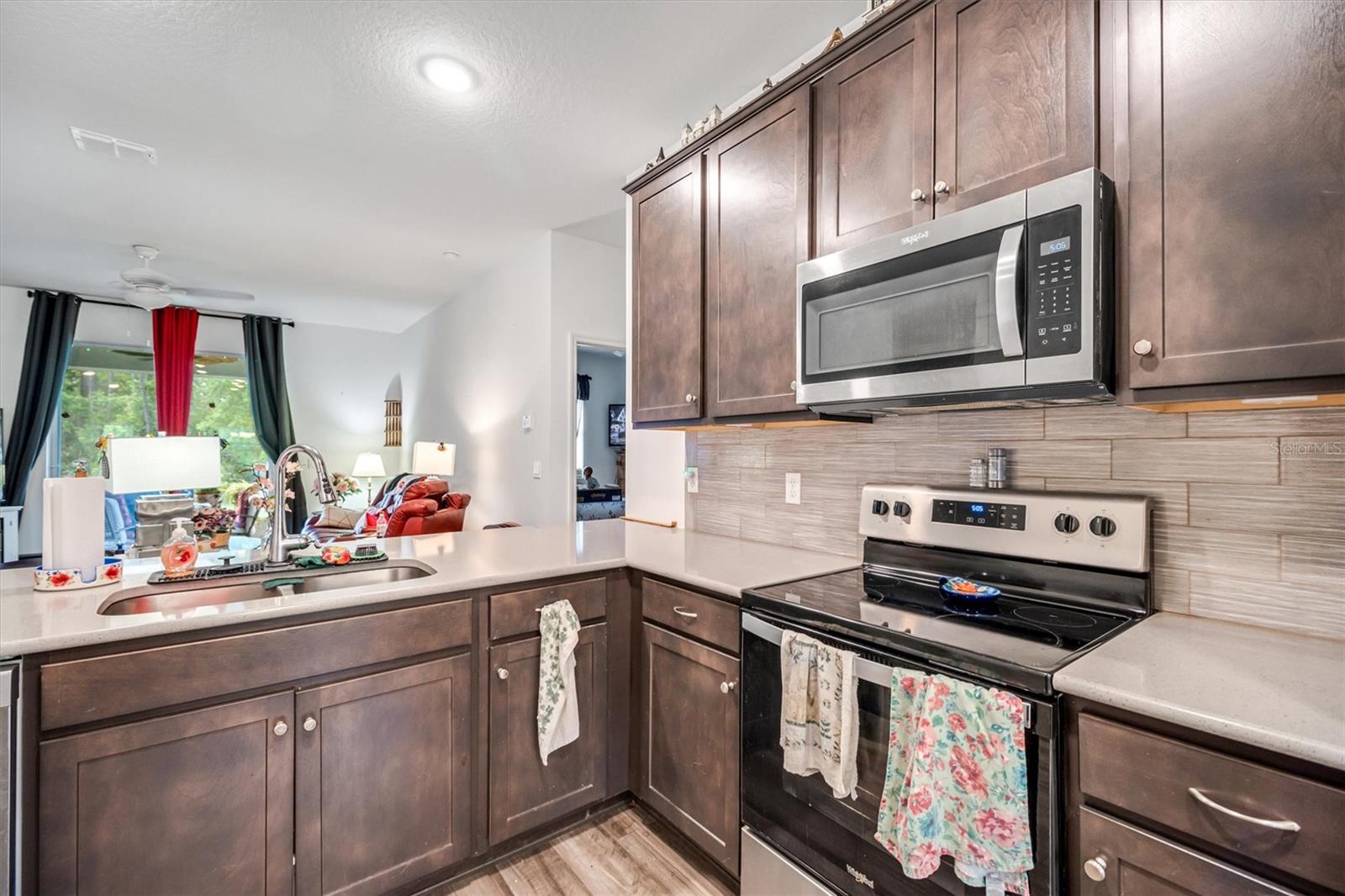 Image 8 of 24 For 5 Bud Hollow Drive