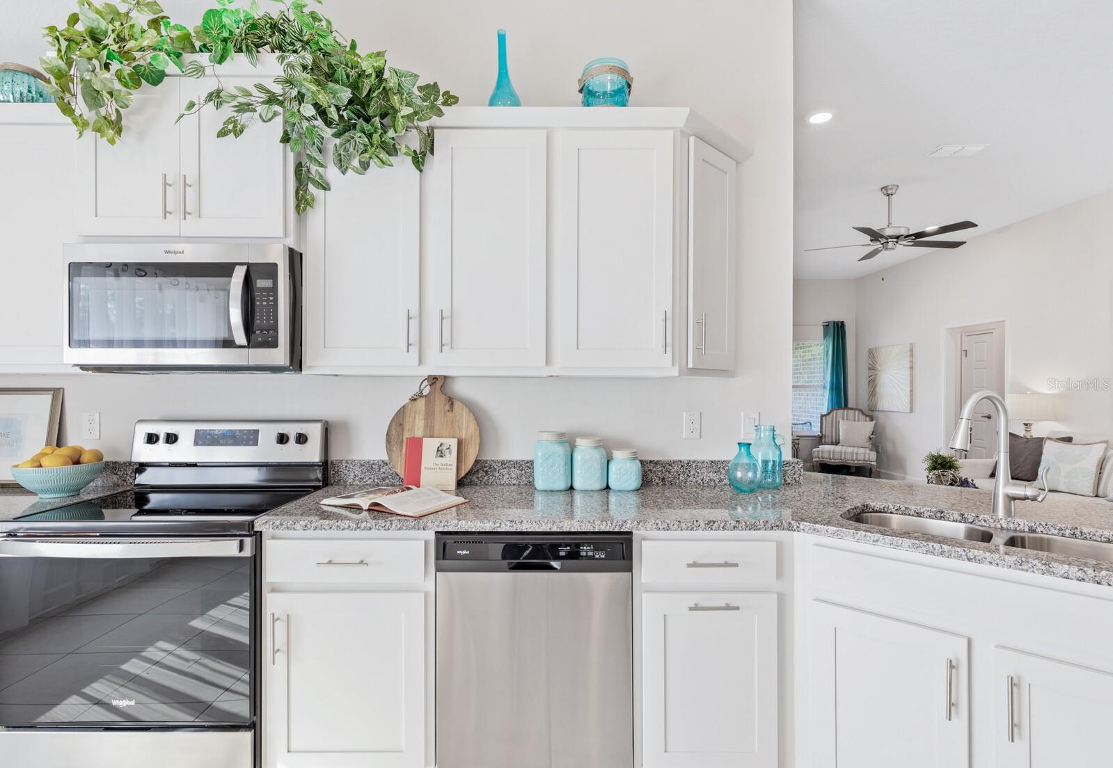 Image 11 of 41 For 82 Bayside Drive