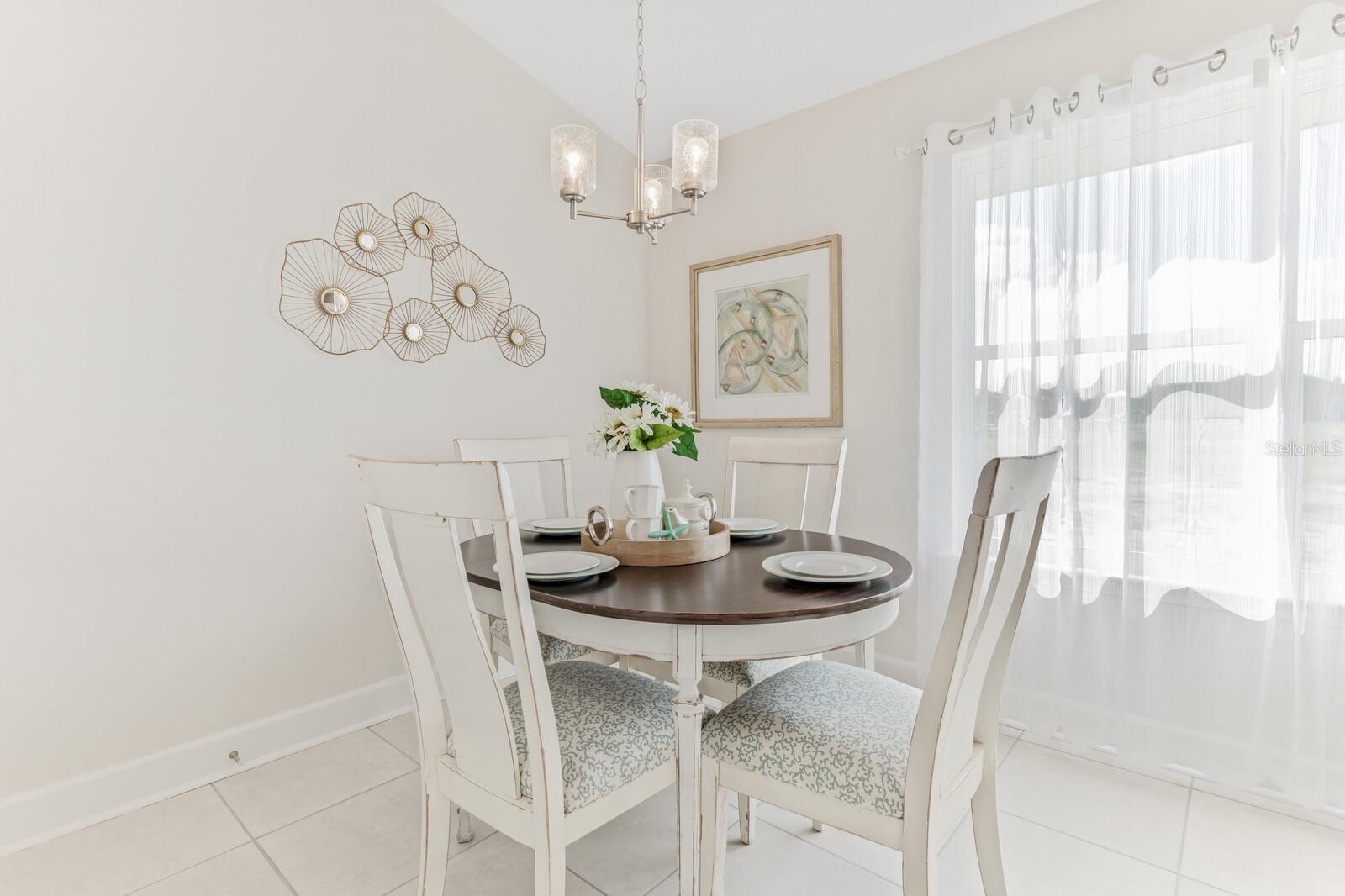 Image 14 of 41 For 82 Bayside Drive