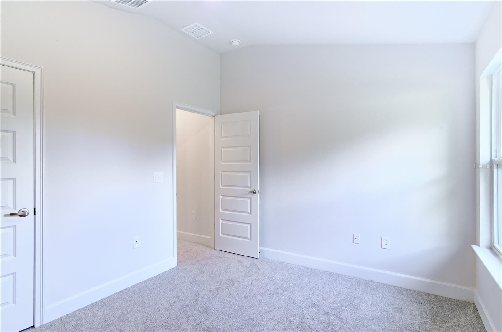 Image 27 of 41 For 82 Bayside Drive