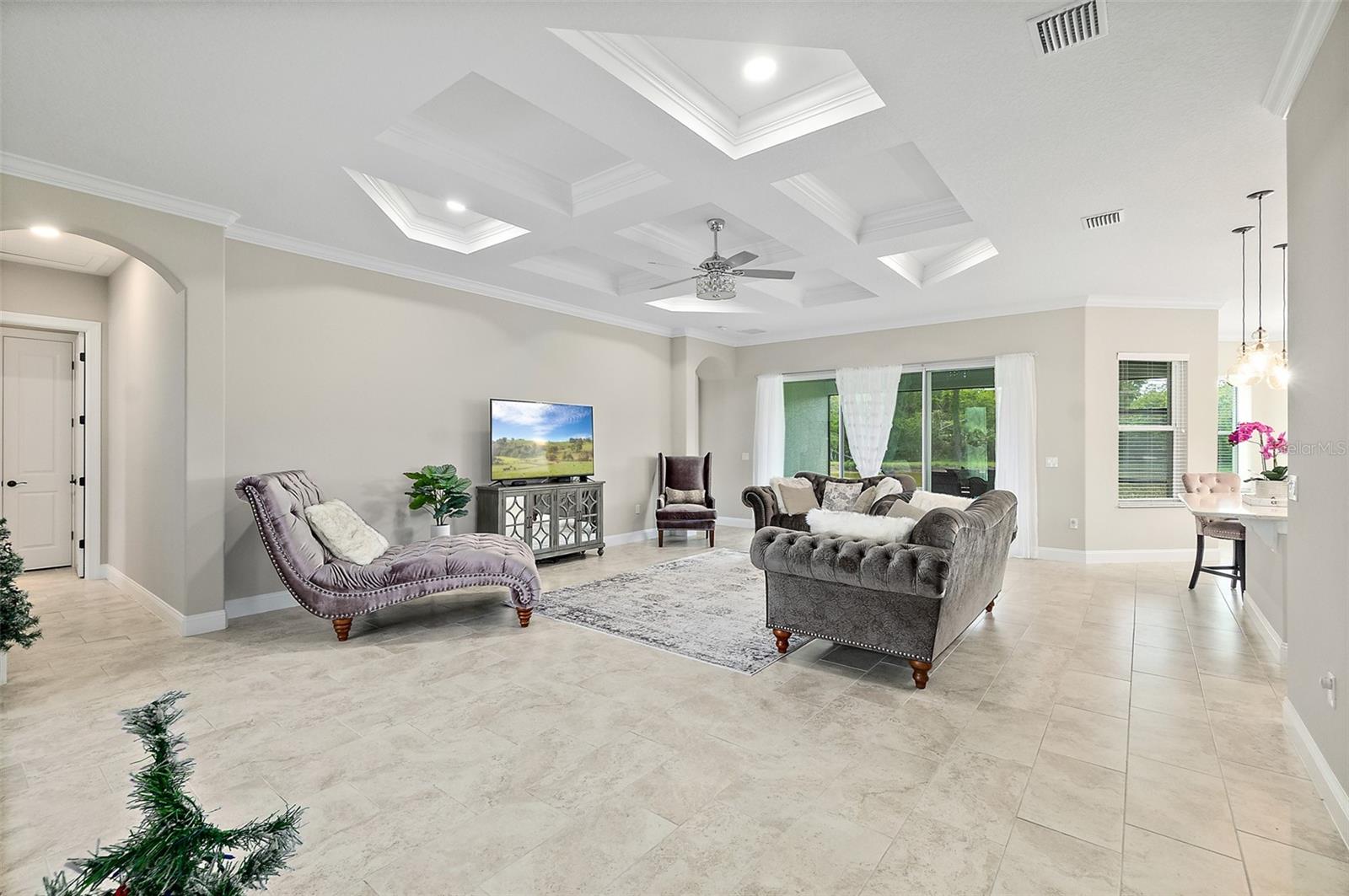 Image 8 of 69 For 67 Lakewalk Drive