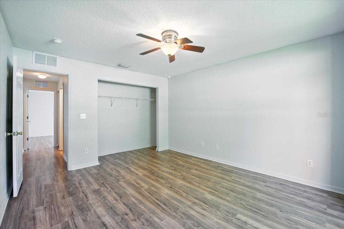 Image 25 of 34 For 37 Lindsay Drive