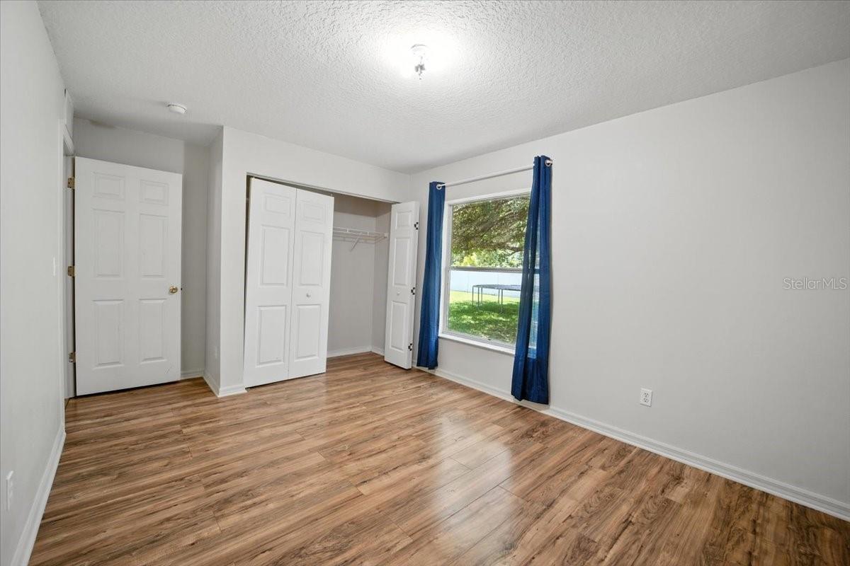 Image 27 of 34 For 37 Lindsay Drive