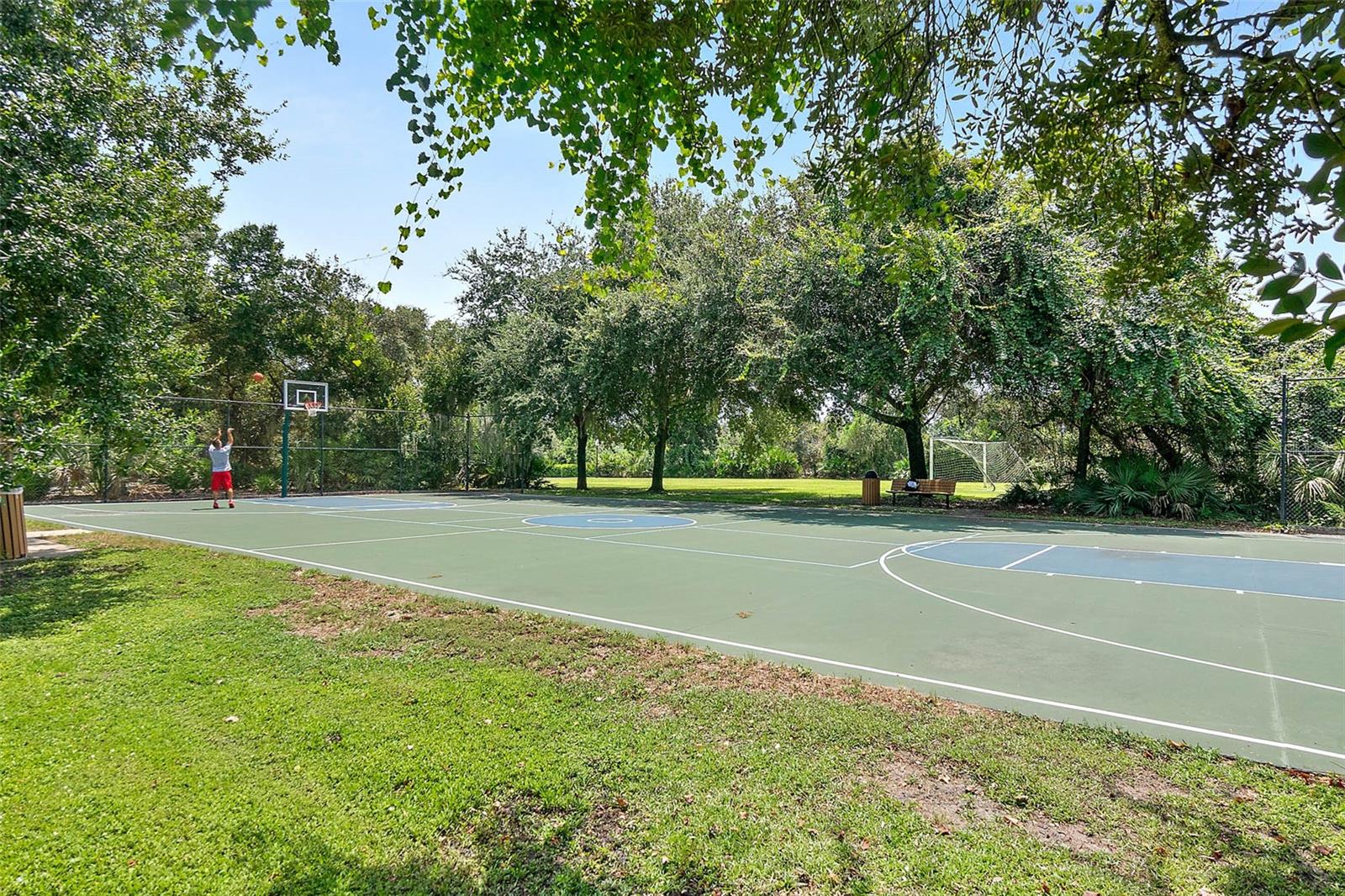 Image 68 of 73 For 11 St Andrews Court