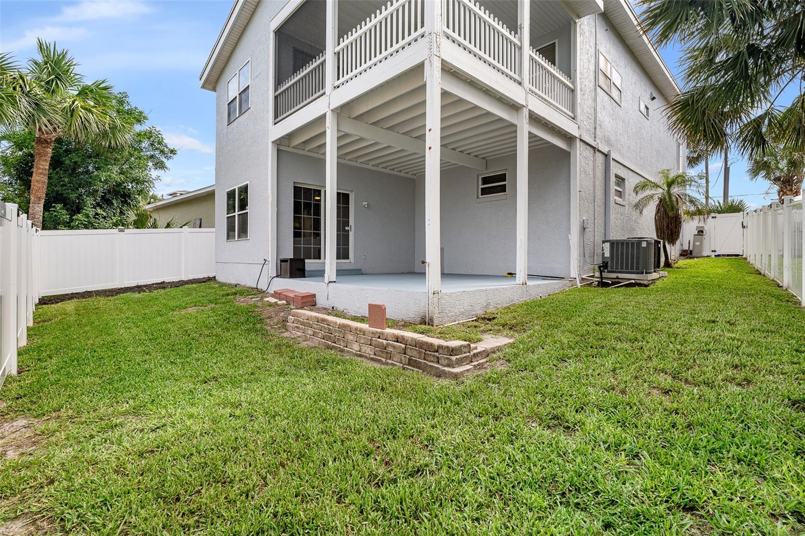 Image 18 of 73 For 1115 Central Avenue