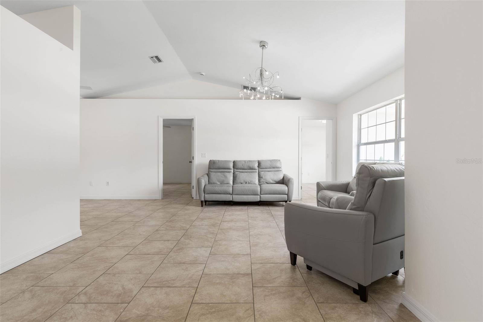 Image 4 of 54 For 23 Pennfield Lane