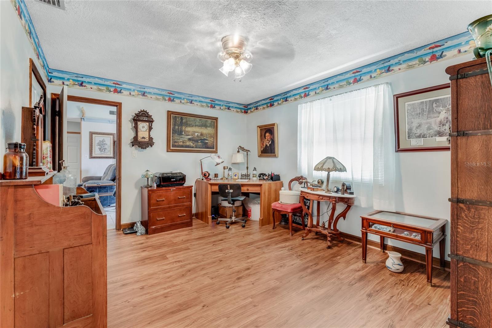 Image 10 of 30 For 466 Leland Drive