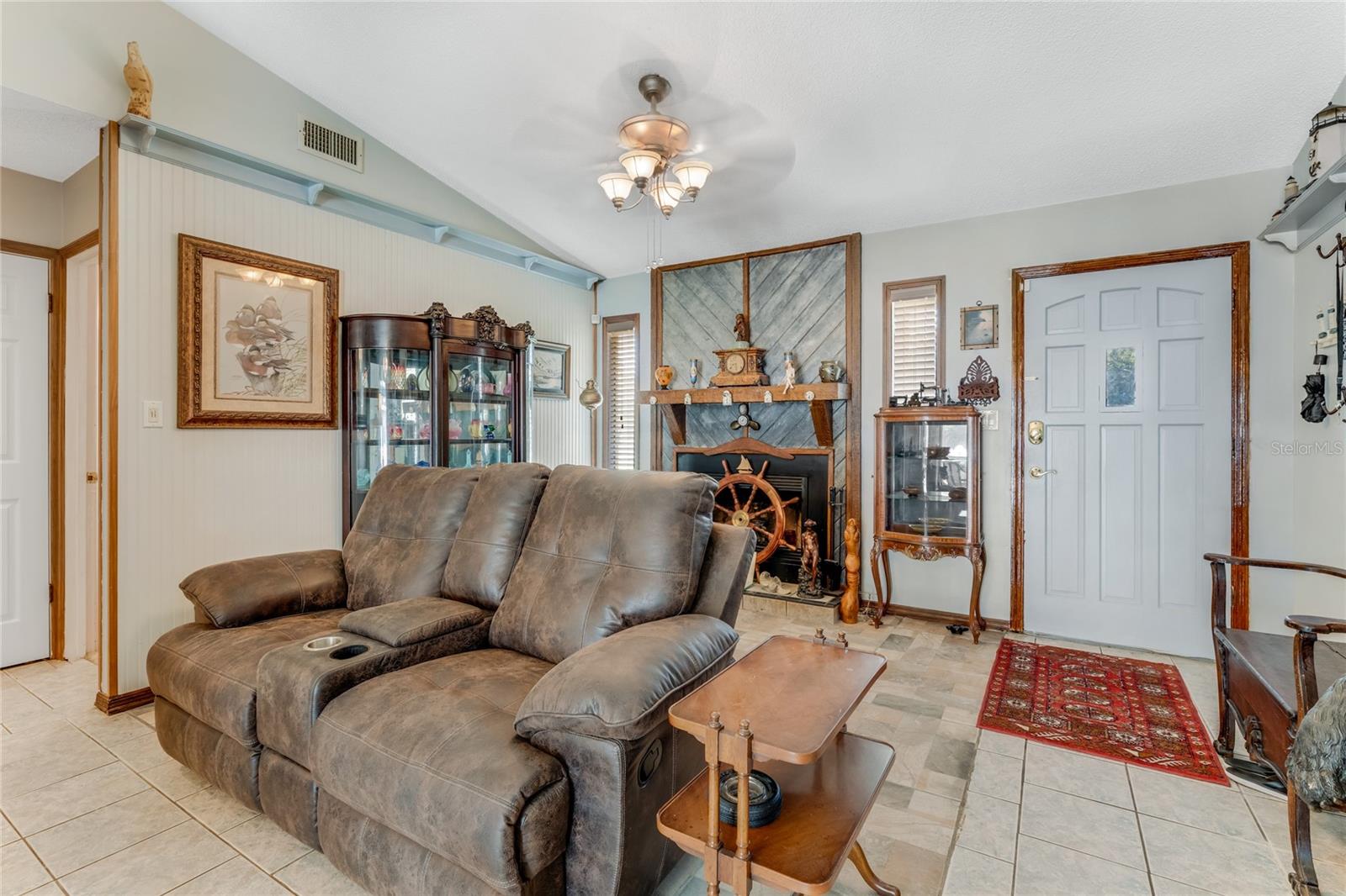 Image 4 of 30 For 466 Leland Drive