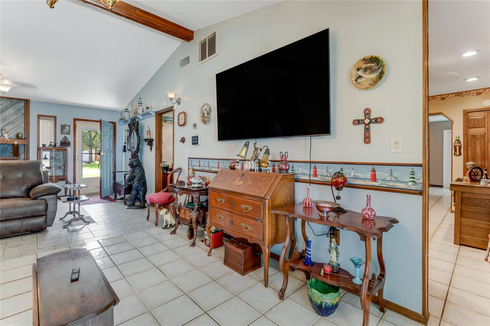 Image 7 of 30 For 466 Leland Drive