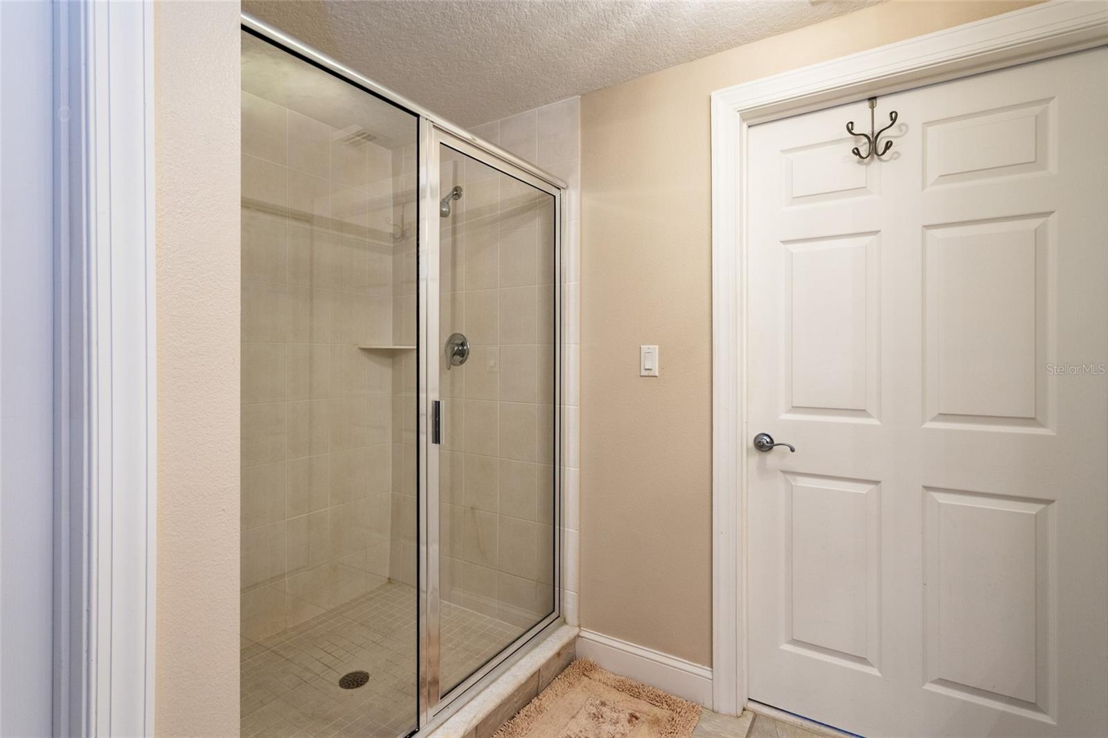 Image 10 of 43 For 60 Surfview Drive 804