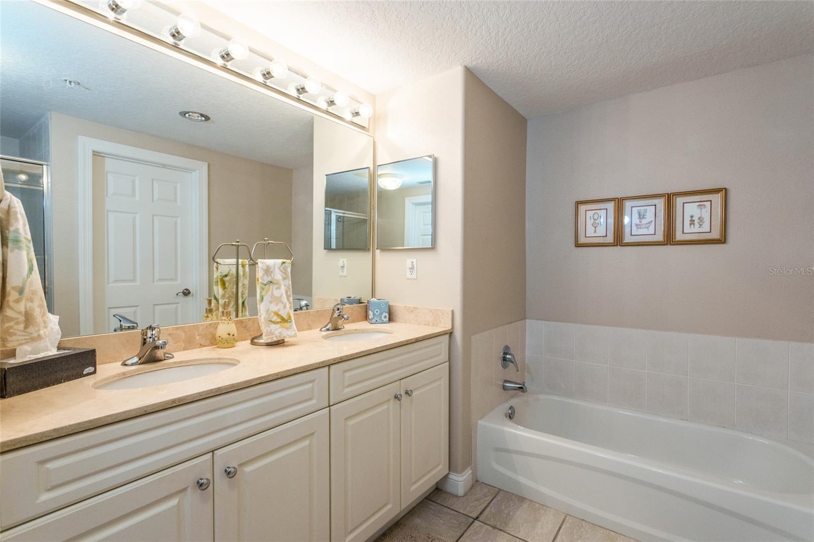 Image 11 of 43 For 60 Surfview Drive 804