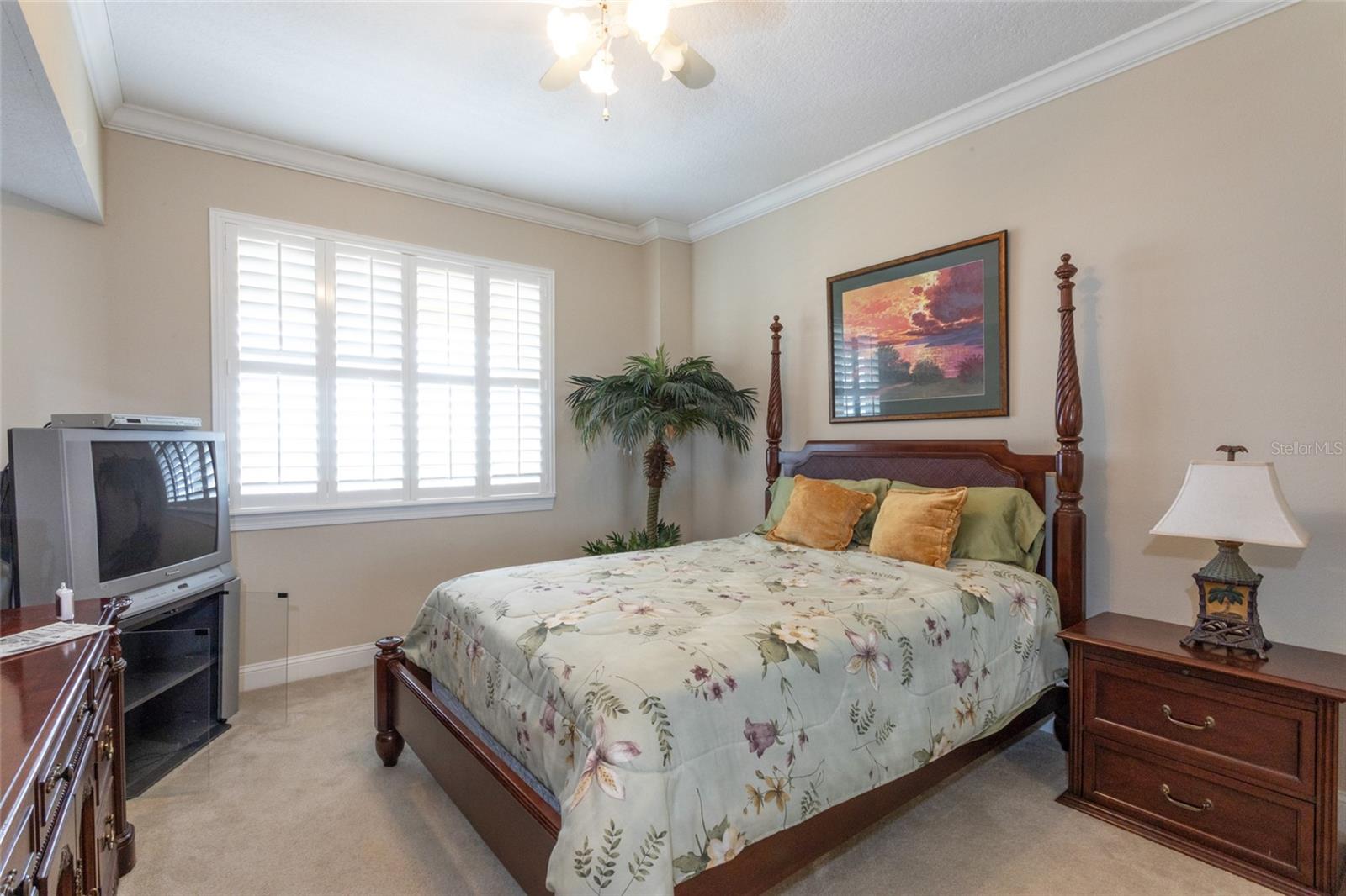 Image 8 of 43 For 60 Surfview Drive 804