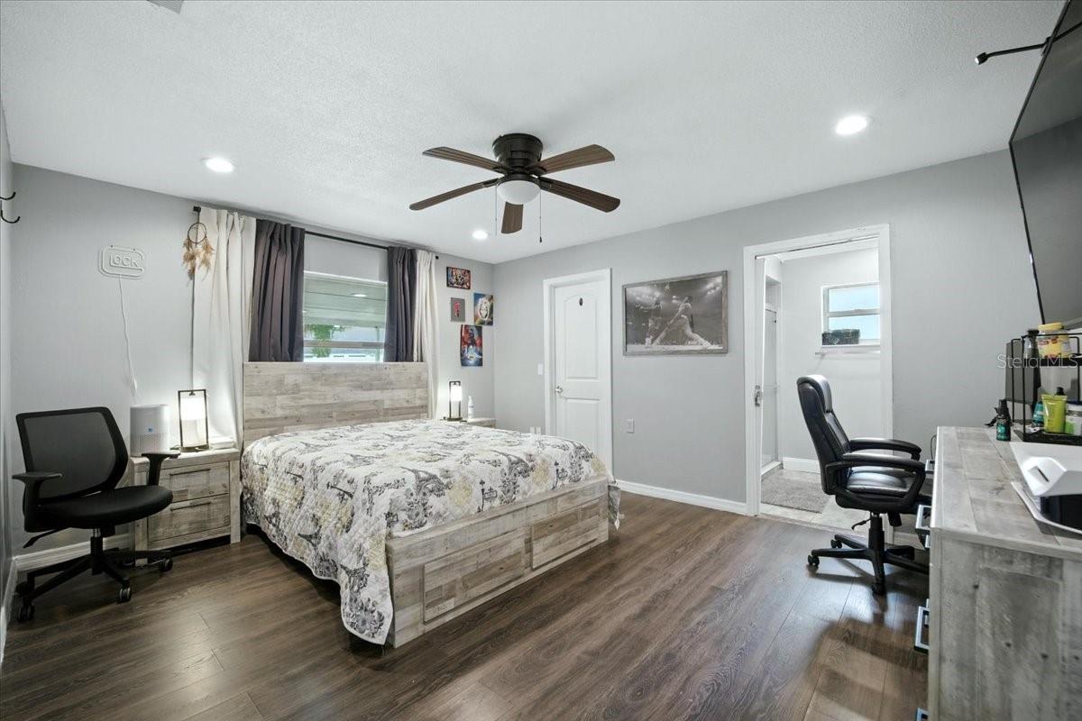 Image 38 of 52 For 8 Whippoorwill Drive