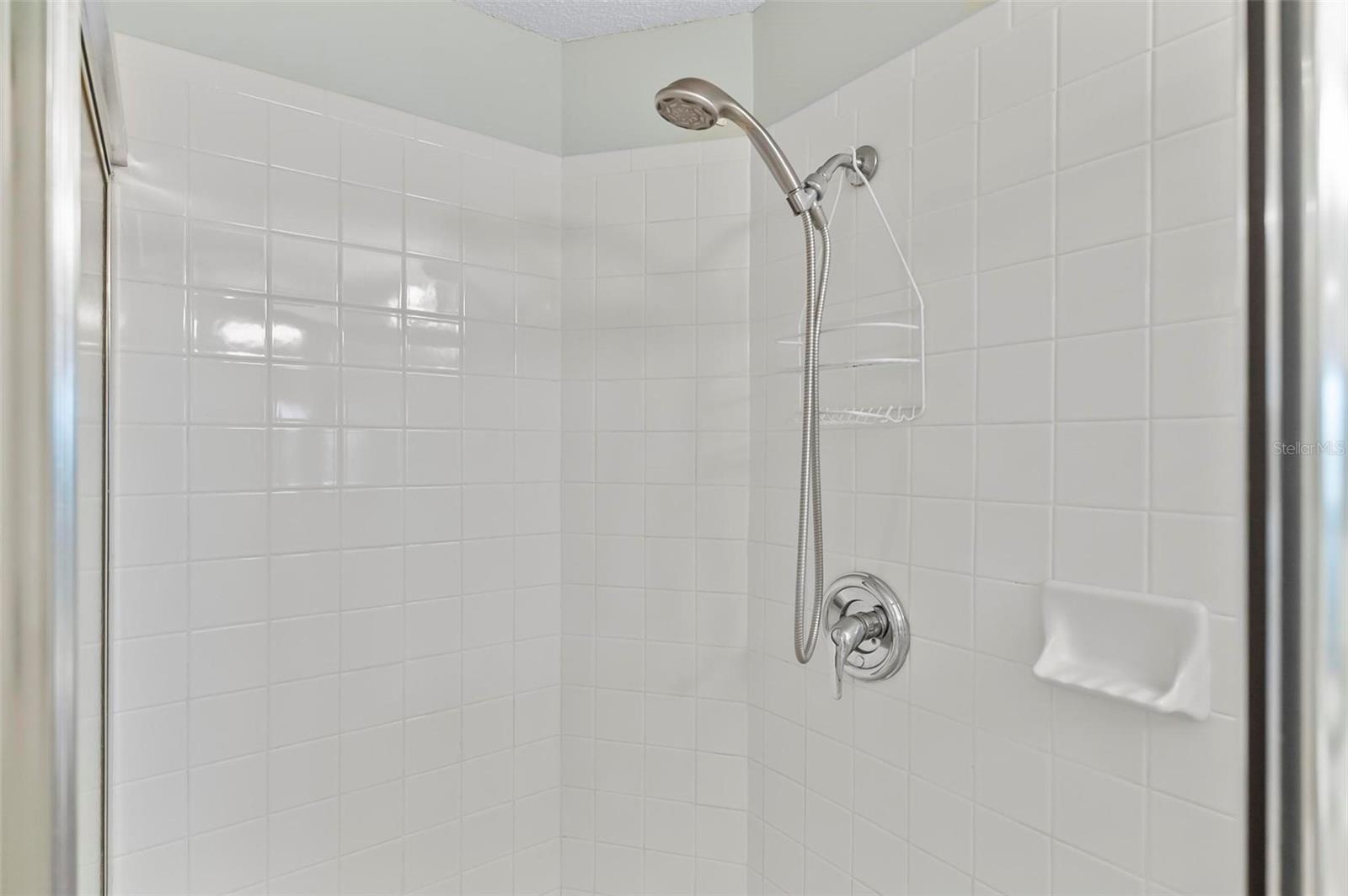 Image 32 of 51 For 104 Surfview Drive 1201