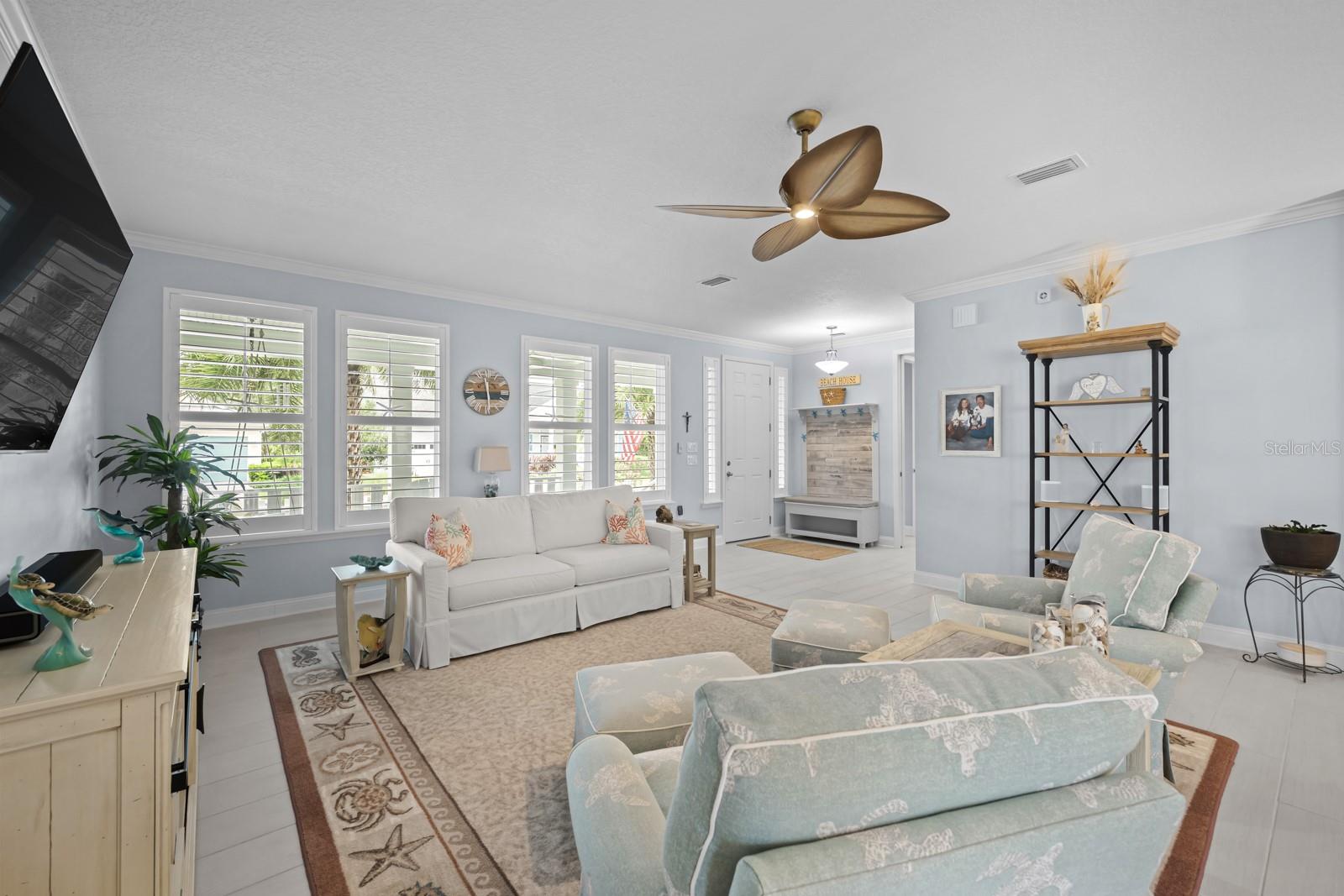 Image 3 of 39 For 31 Hidden Treasure Drive