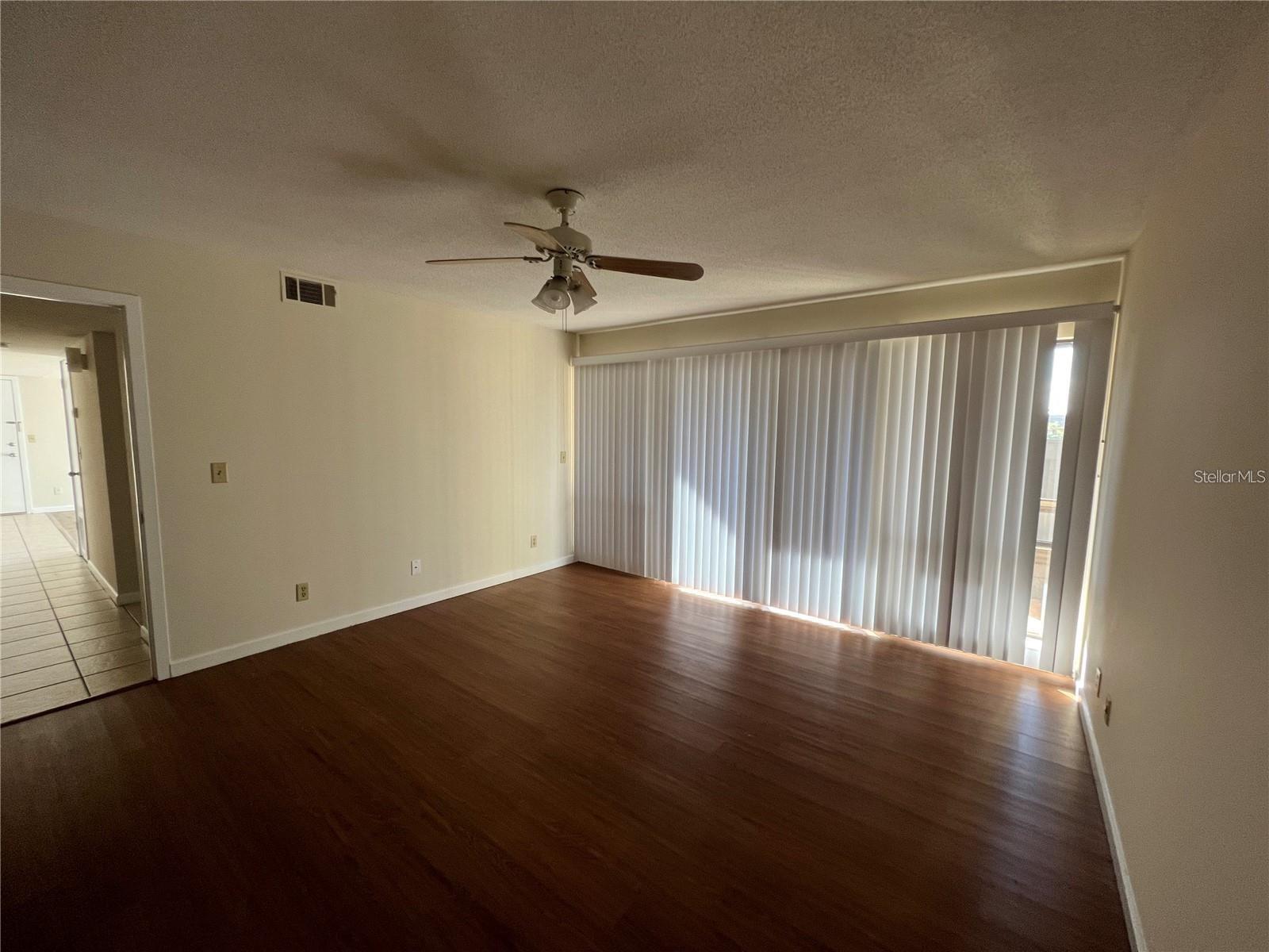Image 12 of 18 For 40 Club House Drive 106