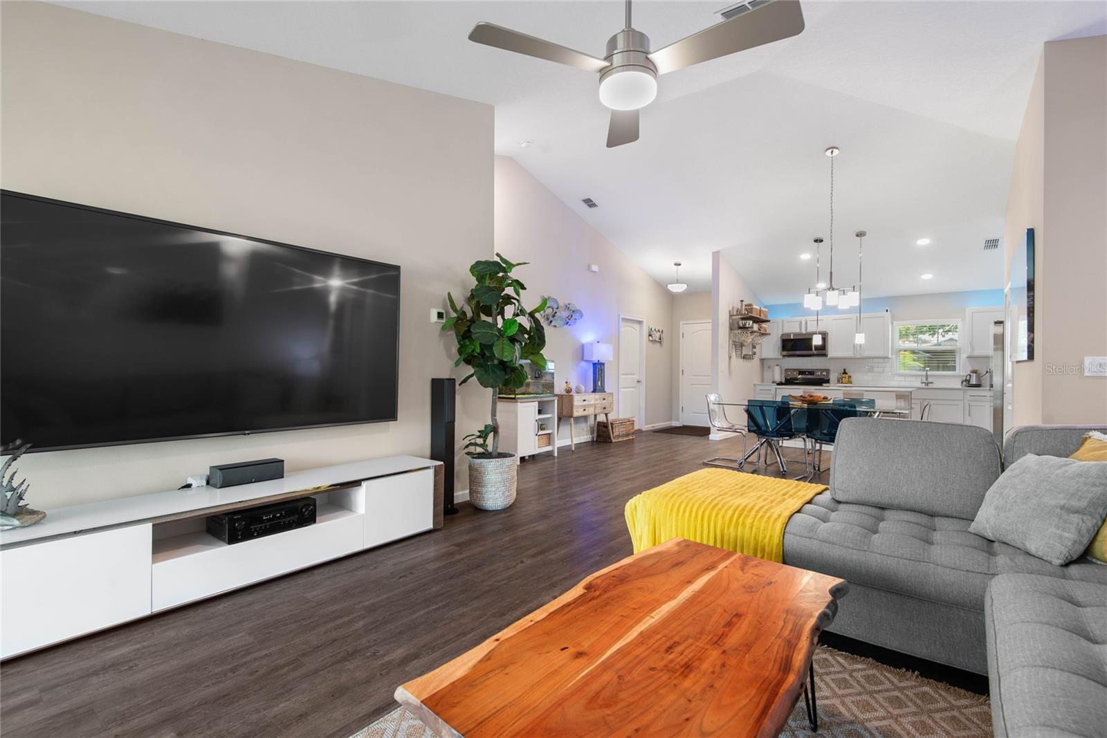 Image 10 of 43 For 102 Beauford Lane