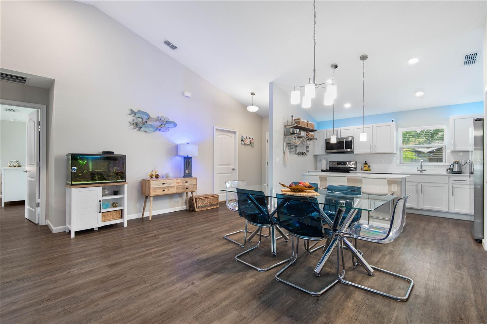 Image 15 of 43 For 102 Beauford Lane