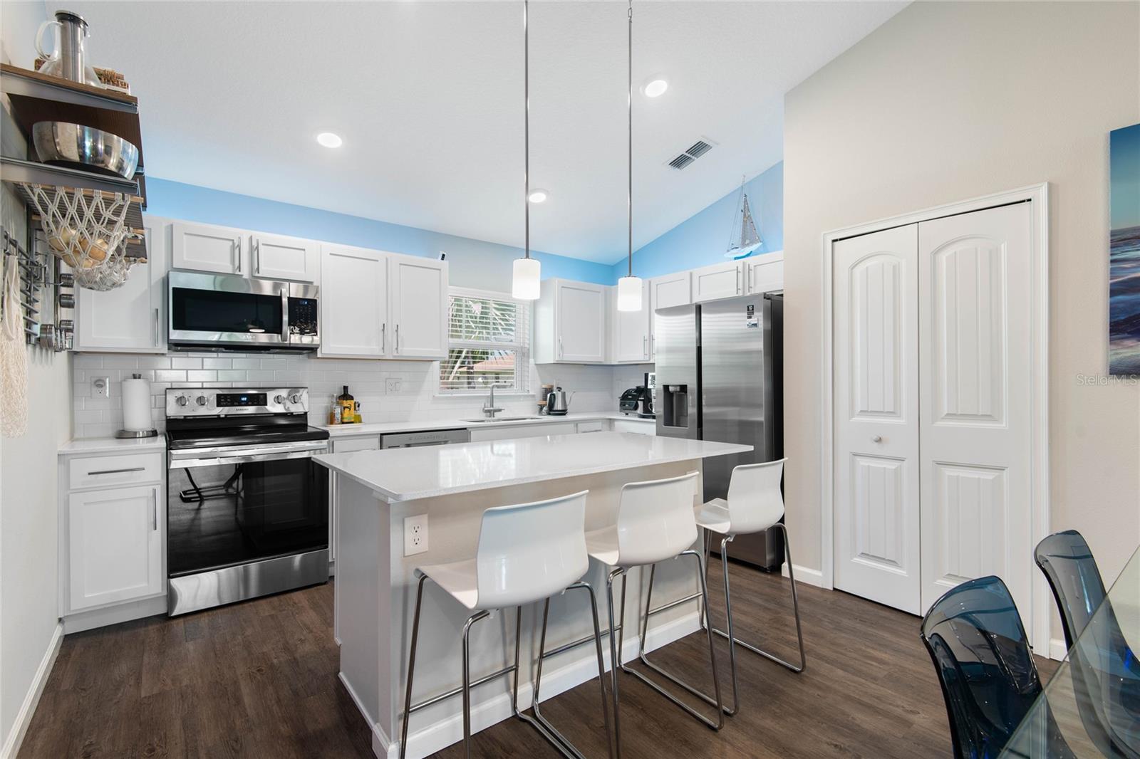 Image 16 of 43 For 102 Beauford Lane