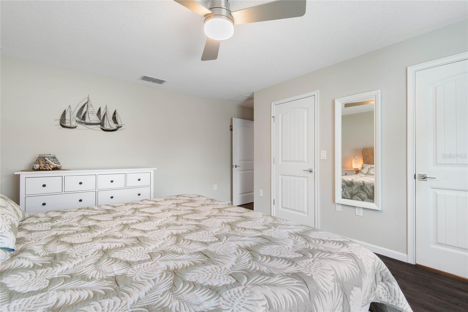 Image 21 of 43 For 102 Beauford Lane