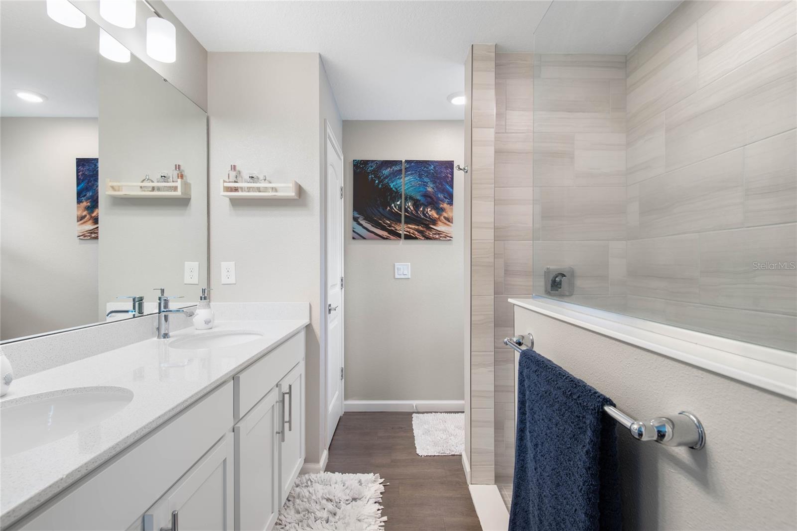 Image 23 of 43 For 102 Beauford Lane