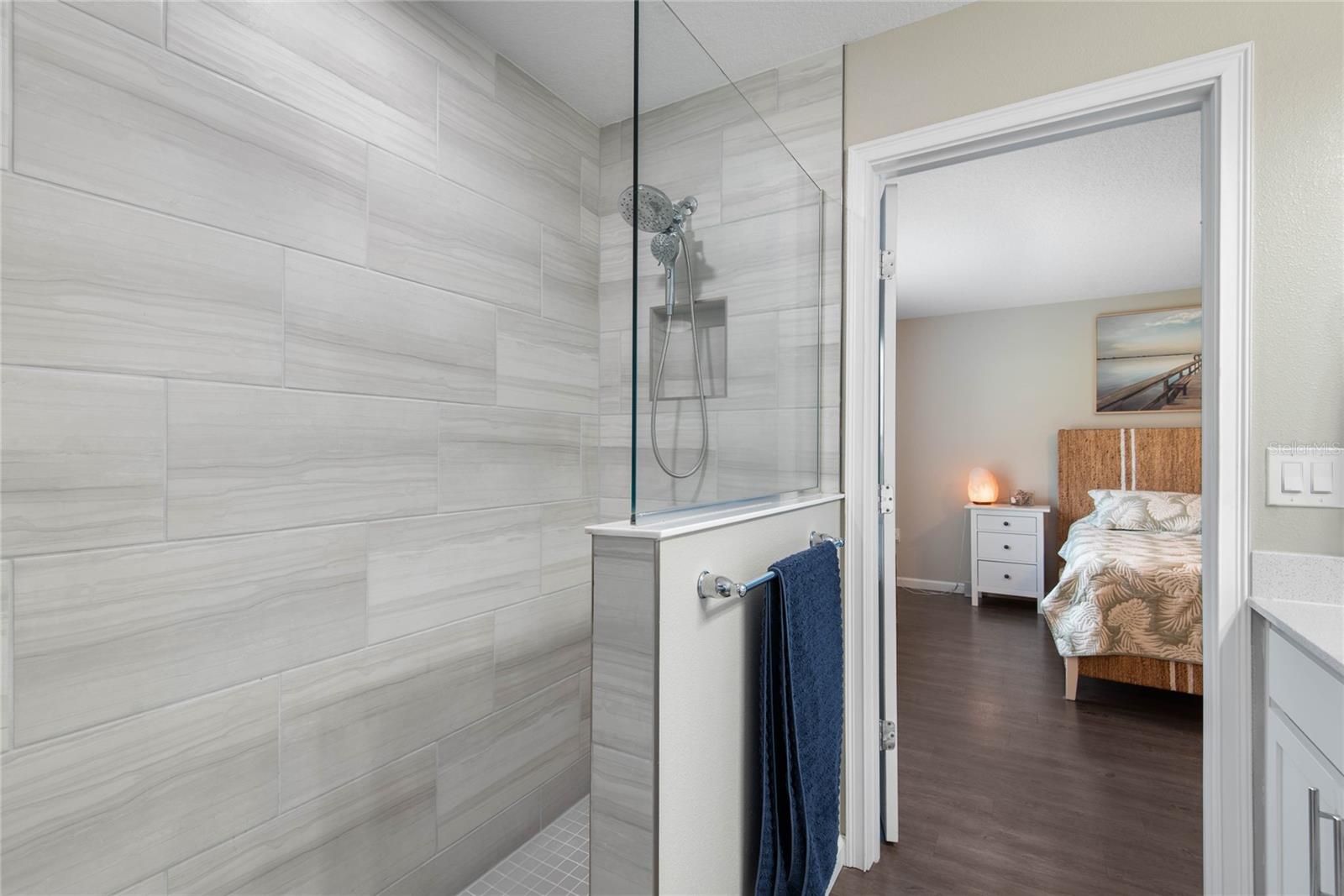 Image 24 of 43 For 102 Beauford Lane