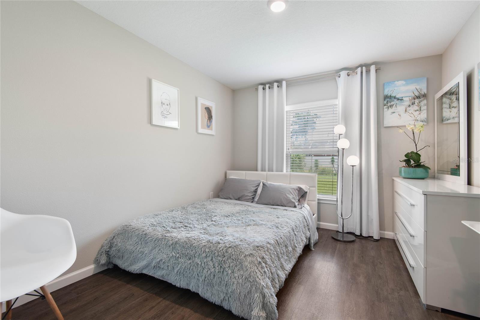 Image 25 of 43 For 102 Beauford Lane