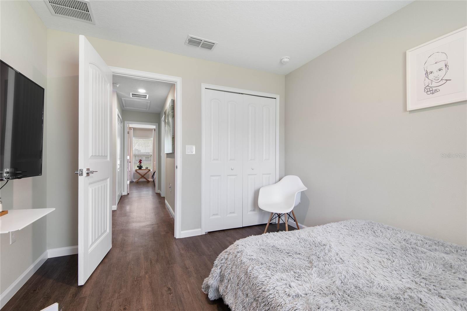 Image 26 of 43 For 102 Beauford Lane