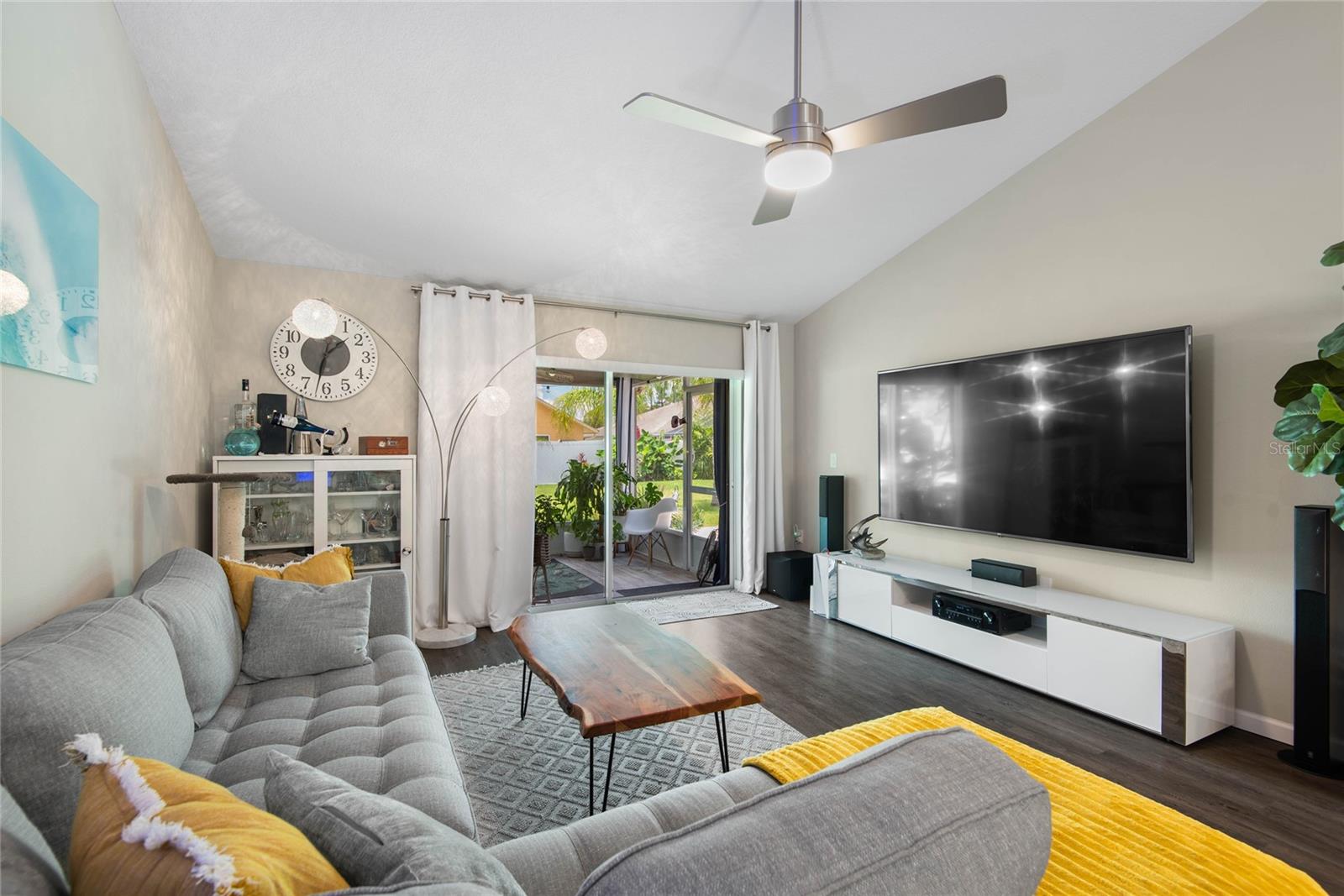 Image 9 of 43 For 102 Beauford Lane