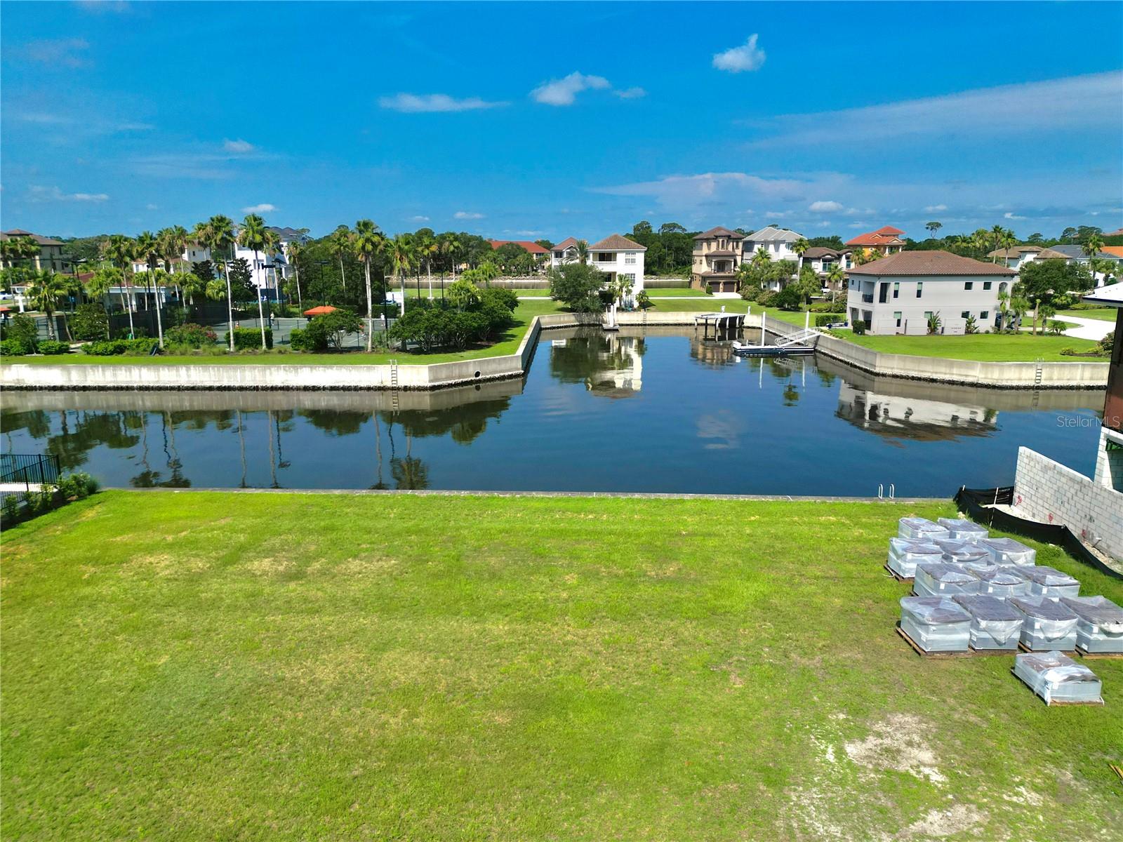Image 22 of 35 For 244 Harbor Village Point N