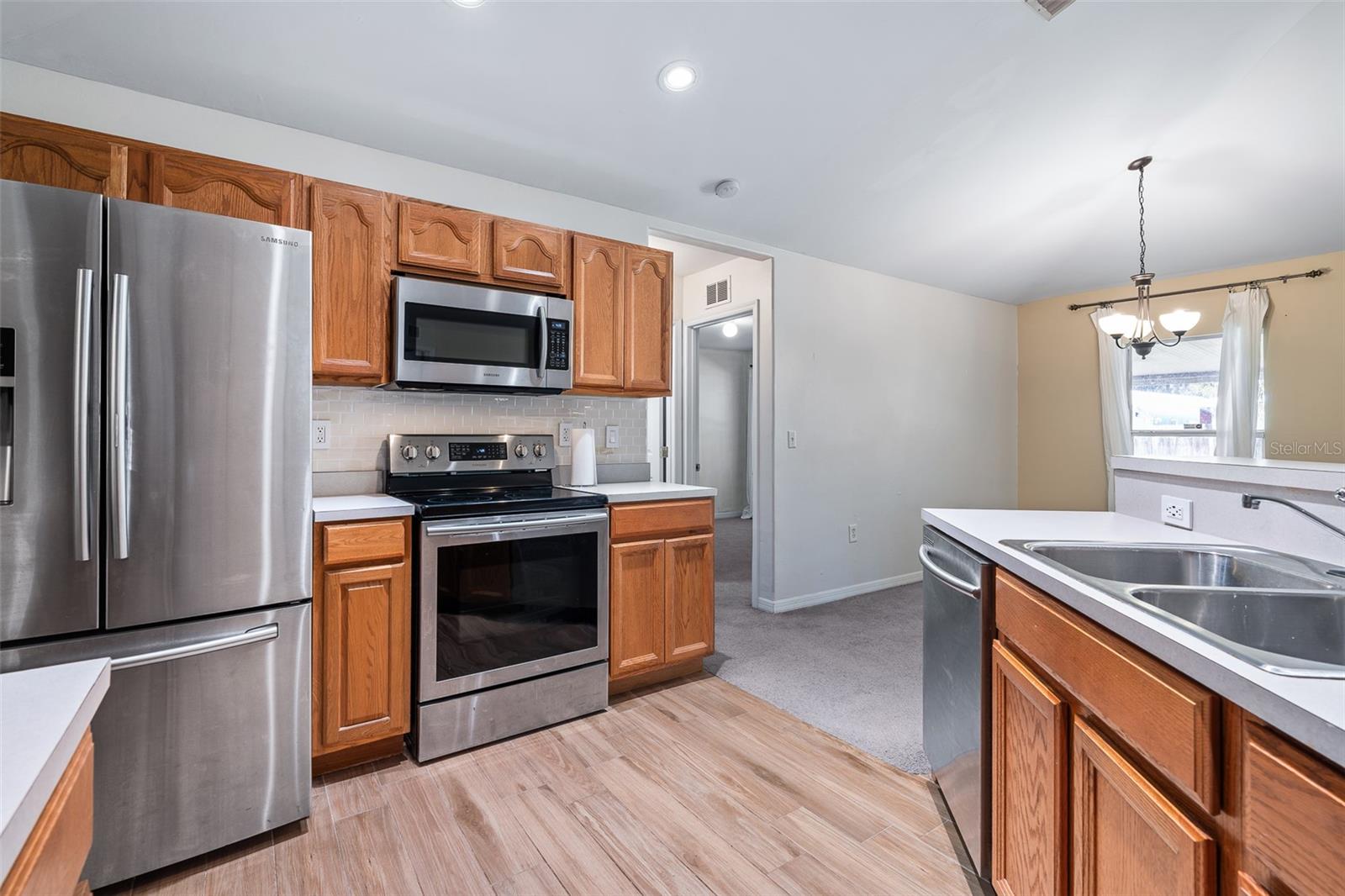 Image 15 of 41 For 2531 Needle Palm Drive
