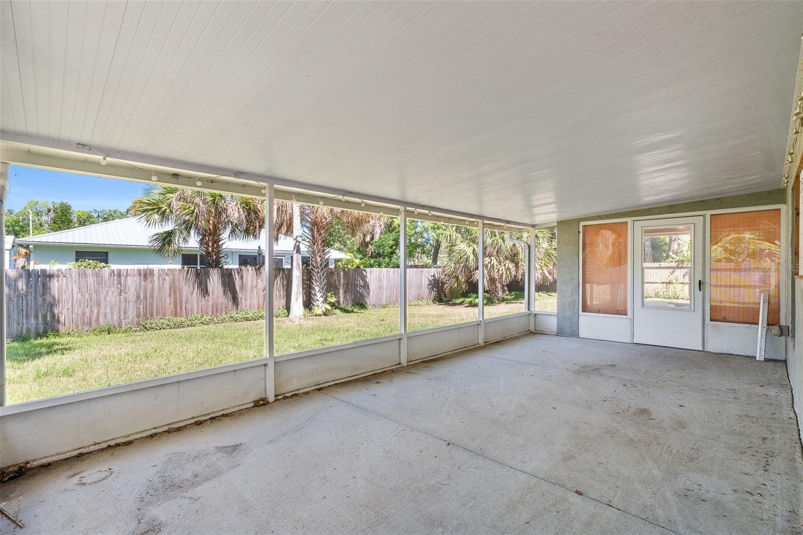 Image 33 of 41 For 2531 Needle Palm Drive