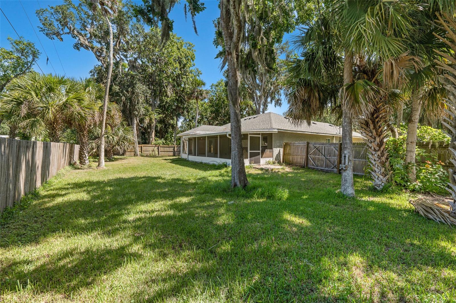 Image 35 of 41 For 2531 Needle Palm Drive